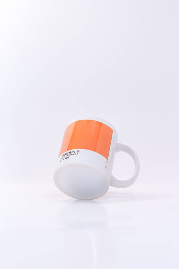 Une super de belle tasse, qui fait un clin d'oeil à nos rues pas toujours ouvartes.